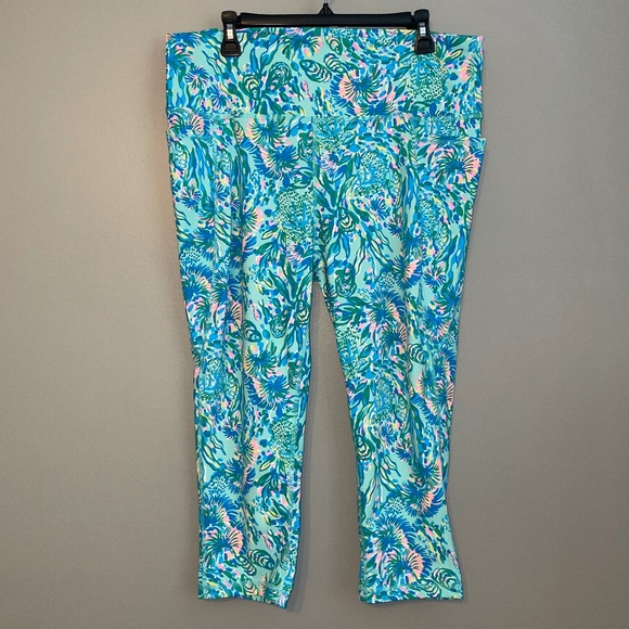 EUC Lilly Pulitzer UPF 50+ Luxletic High Rise Cropped Legging Surf Blue Size XXL - Picture 2 of 7